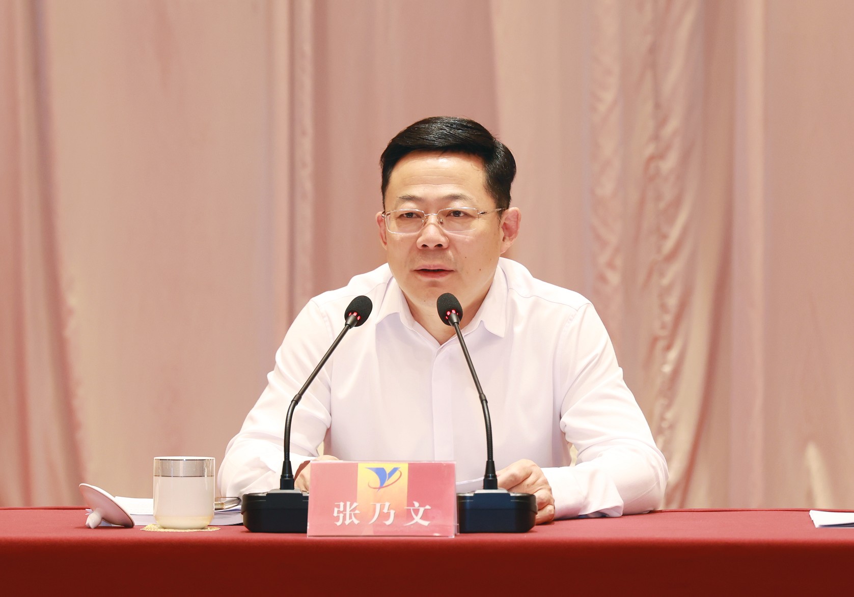 20220717152714_0dfp88vhsh 集团2022年年中工作会 2_眸目压缩.jpg